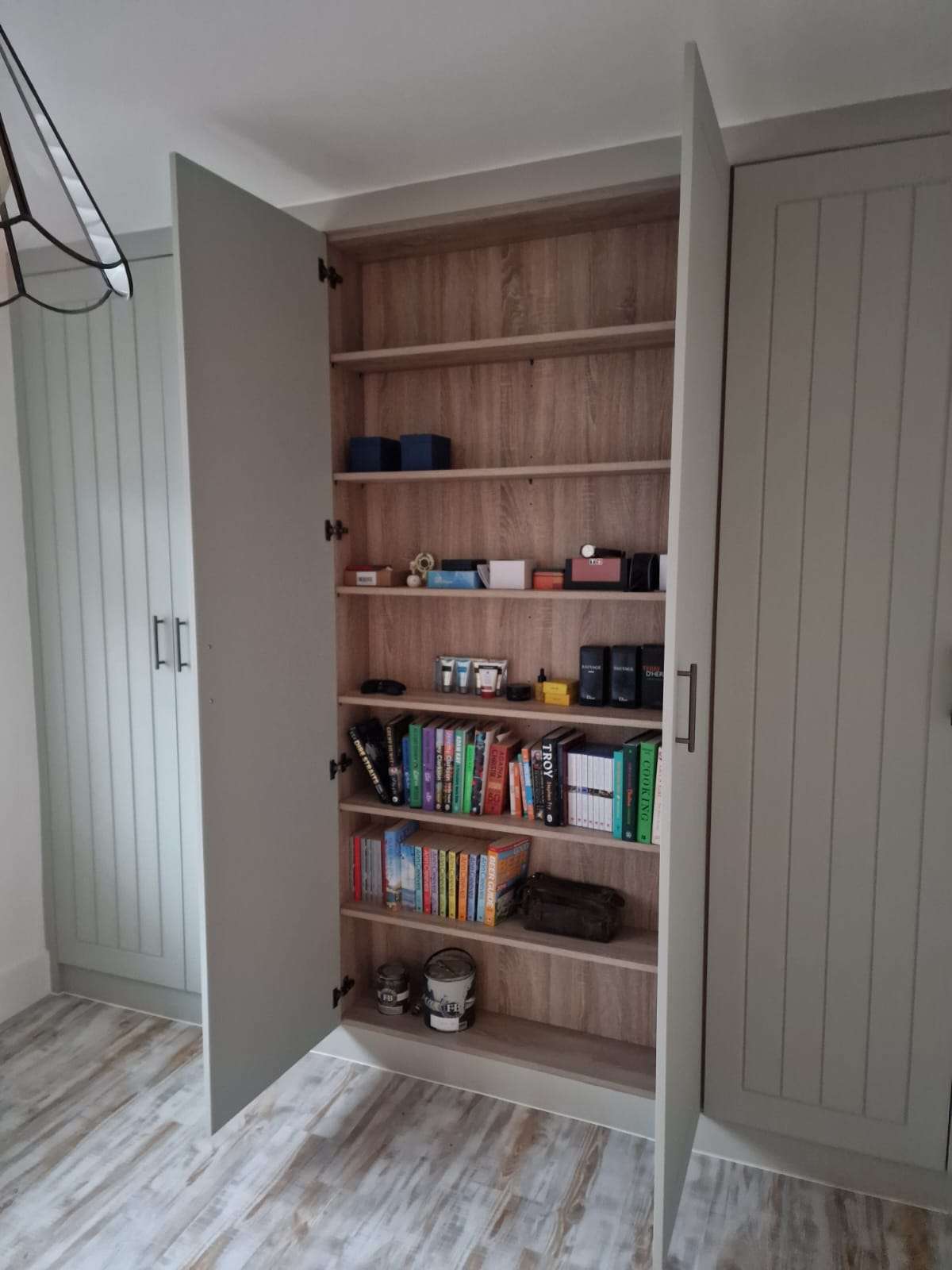 High-Quality Bespoke Fitted Wardrobes