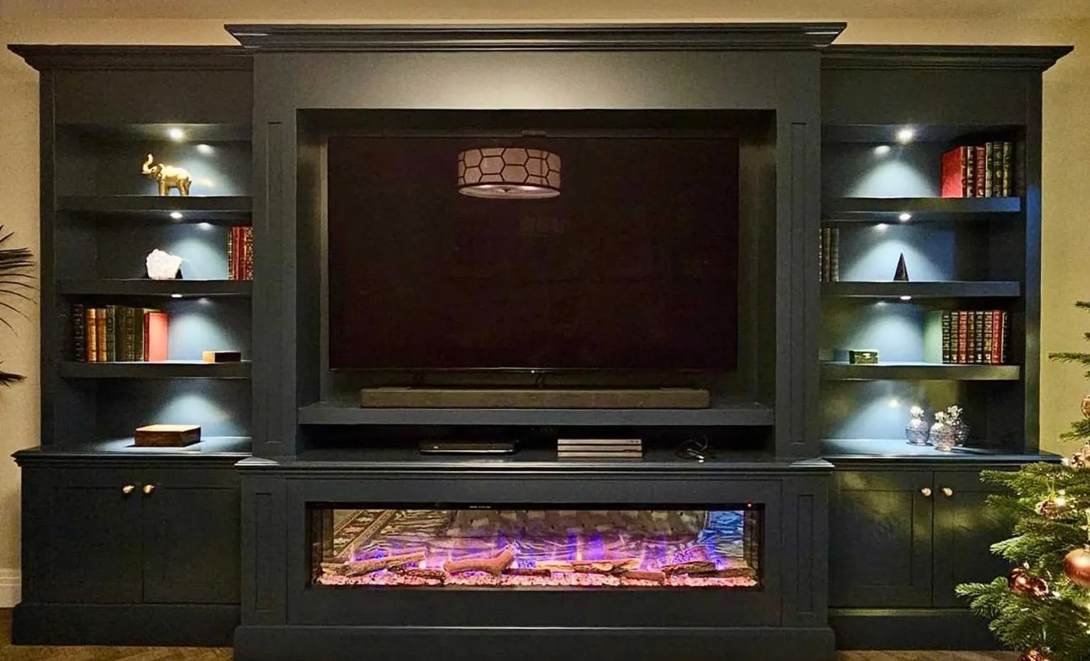 Uckfield - Expert Fitted Furniture from Experts | Custom Made Media Walls - Enhanced Storage for Living Spaces