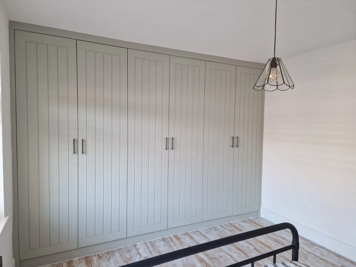 Bespoke Fitted Wardrobes | Sussex Fitted Furniture Ltd